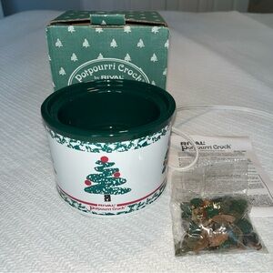Rival Green & White Holiday Potpourri Crock
